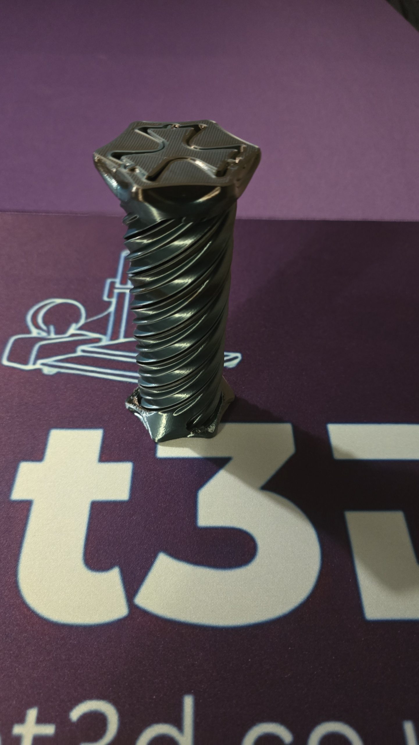 Helix Fidget (Large, Green & Black)